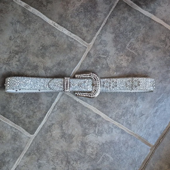 Silver Glitter Rhinestone Belt - Picture 8 of 12